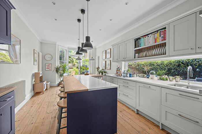 4 Bedroom Terraced House For Sale In Aspinall Road, Brockley, Brockley, SE4