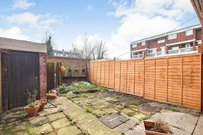 2 Bedroom Flat To Rent In Clendon Way London, SE18