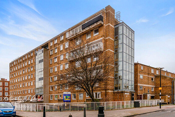1 Bedroom Flat For Sale In Brodlove Lane, London, E1W
