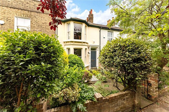 3 Bedroom Terraced House To Rent In Melbourne Place, Cambridge, Cambridgeshire, CB1