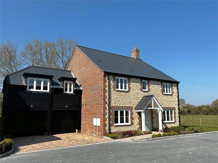 5 Bedroom Detached House For Sale In Rectory Woods, Ickford, Aylesbury, Buckinghamshire, HP18