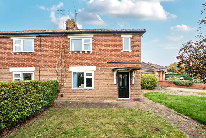 3 Bedroom Semi-Detached House For Sale In Aconbury Avenue, Hereford, HR2