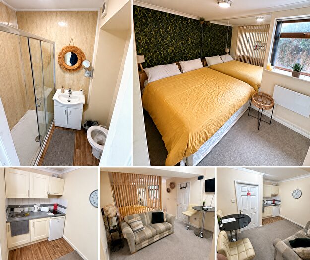 Studio To Rent In Westhall Gate, Walsall, WS3
