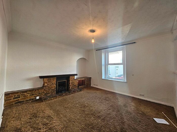 3 Bedroom Property To Rent In St. Edmunds Road, Torquay, TQ1