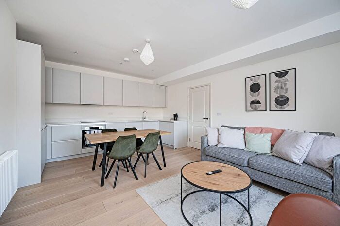 2 Bedroom Flat For Sale In The Drill Hall, Mile End Road, Stepney, London, E1