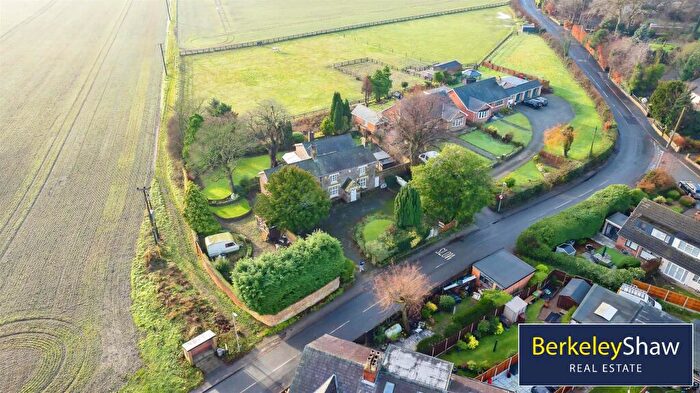 6 Bedroom Detached House For Sale In Tithebarn Lane, Melling, L31