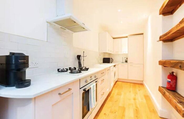 1 Bedroom Flat For Sale In Eversholt Street, Mornington Crescent, London, NW1