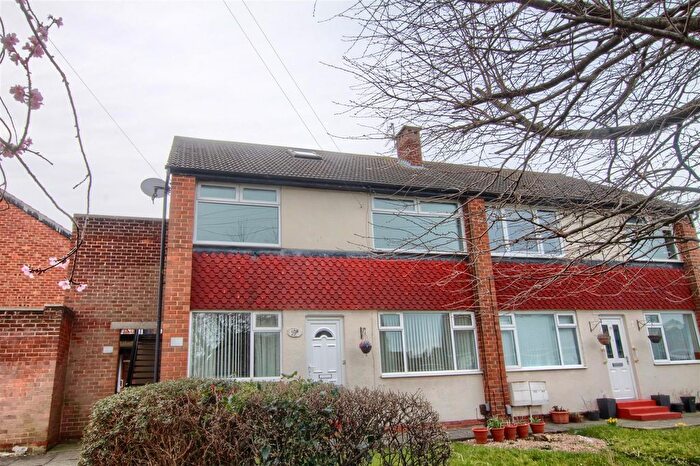 2 Bedroom Flat To Rent In Otterburn Gardens, Middlesbrough, TS5