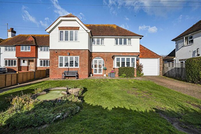 3 Bedroom Detached House For Sale In Bramber Road, Seaford, BN25