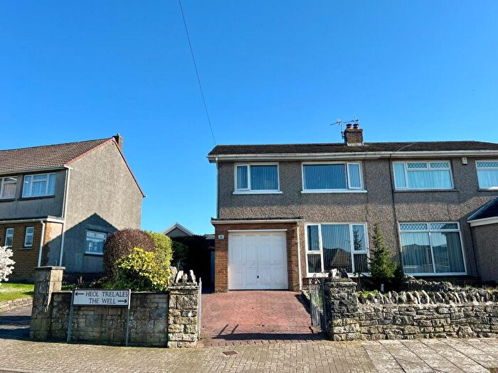 3 Bedroom Semi-Detached House For Sale In The Well, Laleston, Bridgend County Borough, CF32