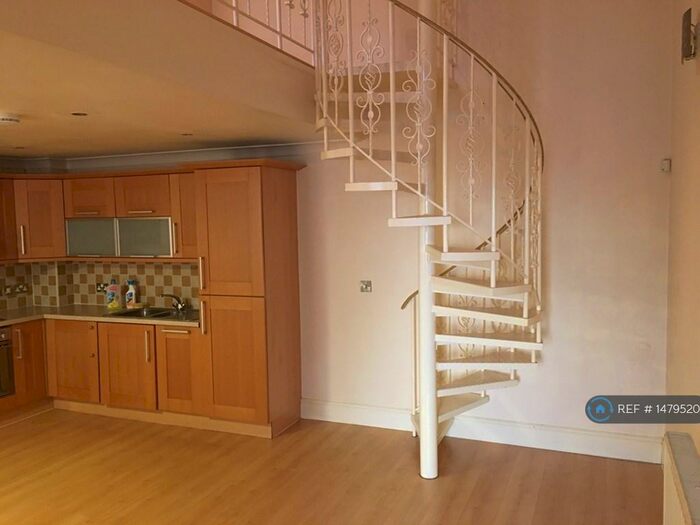 1 Bedroom Flat To Rent In Backside Lane, Warmsworth, Doncaster, DN4