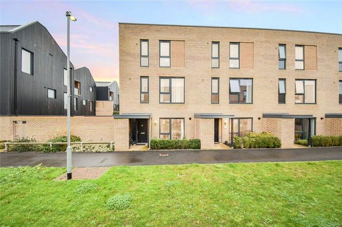 4 Bedroom End Of Terrace House To Rent In Baker Lane, Trumpington, Cambridge, CB2