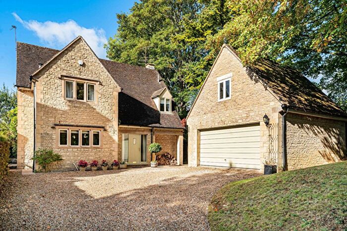 4 Bedroom Detached House For Sale In Grange Park, Somerford Keynes, Cirencester, Gloucestershire, GL7