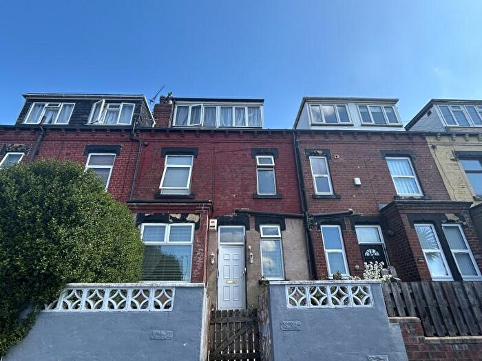 3 Bedroom Terraced House For Sale In Florence Street, Harehills, LS9