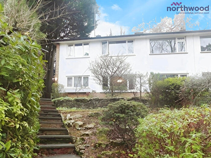 3 Bedroom Semi-Detached House To Rent In Copperfield Road, Bassett, Southampton, SO16