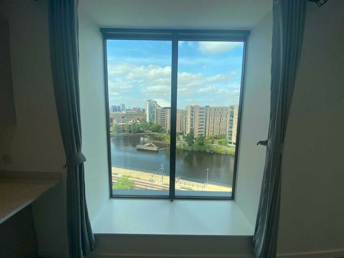 2 Bedroom Apartment To Rent In No Old Trafford, Wharf End, Manchester, M17