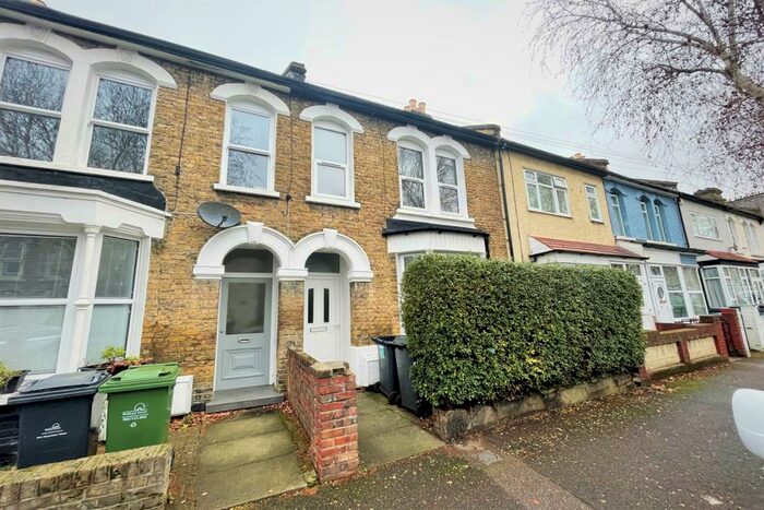 3 Bedroom House To Rent In Hazelwood Road, E17