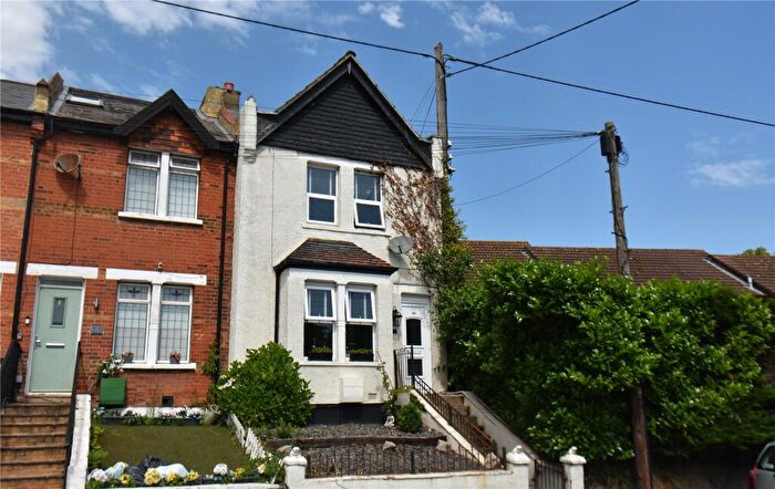 3 Bedroom End Of Terrace House For Sale In Swanley Lane, Swanley, Kent, BR8