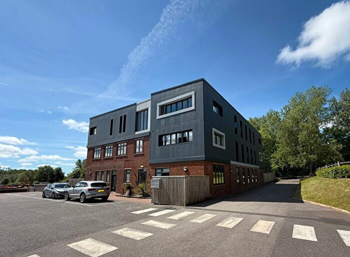 2 Bedroom Flat For Sale In Baggeridge House, Roadstone Drive, Baggeridge Village, DY3