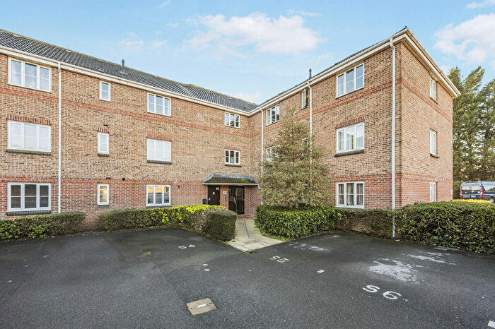 1 Bedroom Apartment For Sale In Saffron Way, Bournemouth, BH11