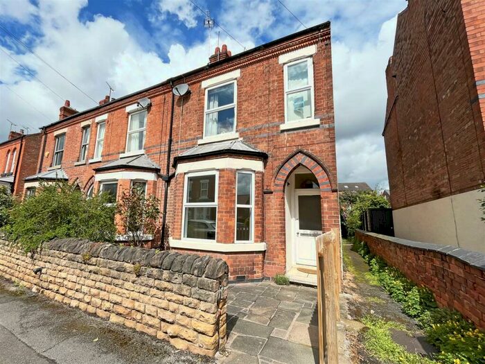 1 Bedroom Flat To Rent In Chantrey Road, West Bridgford, Nottingham, NG2