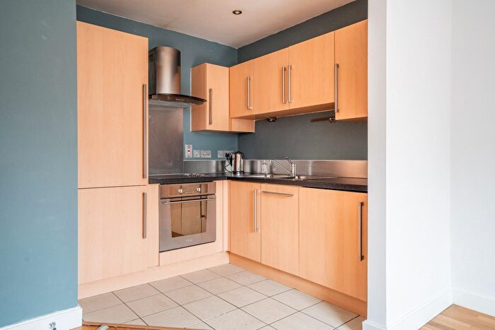 1 Bedroom Flat To Rent In Popeshead Court, Peter Lane, York, YO1