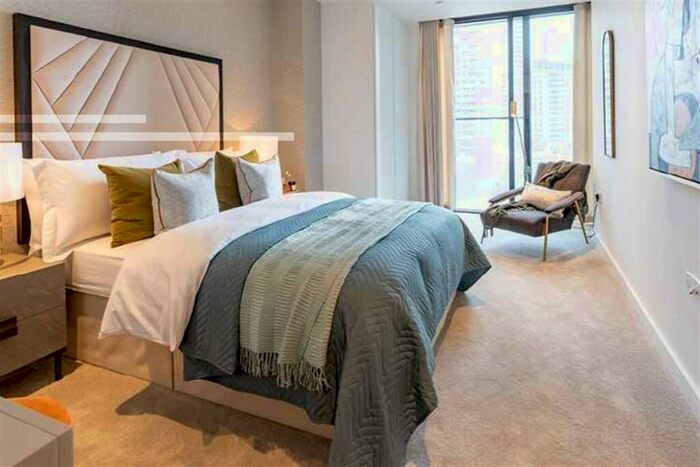 2 Bedroom Apartment To Rent In Harcourt Tower, Marsh Wall, E14