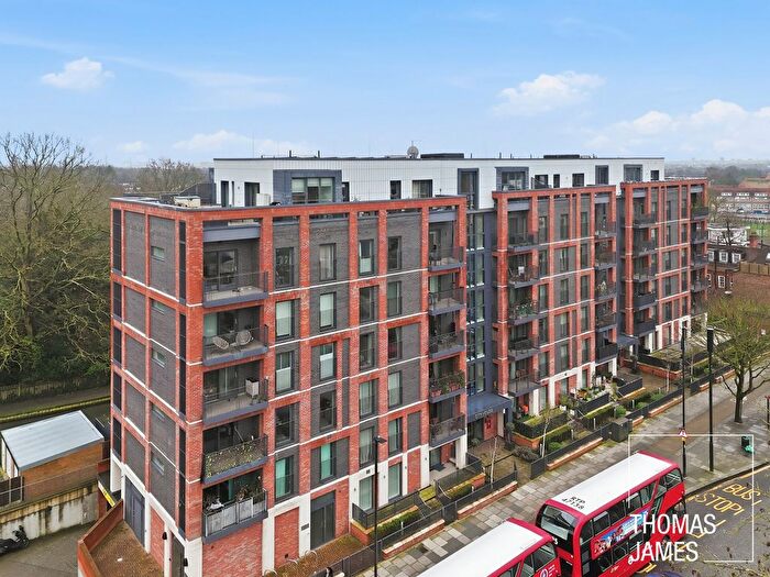 1 Bedroom Flat For Sale In Citu House, Winchmore Hill, N21