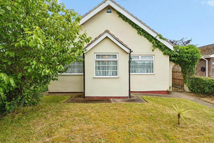 3 Bedroom Detached Bungalow For Sale In Station Road North, Belton, Great Yarmouth, NR31