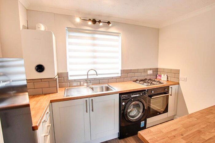 1 Bedroom Flat To Rent In Alderton Way, Trowbridge, BA14