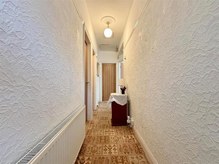 2 Bedroom Semi-Detached Bungalow For Sale In Thornton Road, Thornton, Bradford, BD13