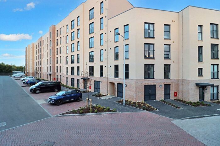 2 Bedroom Flat To Rent In Kilpatrick Grove, Edinburgh, EH6