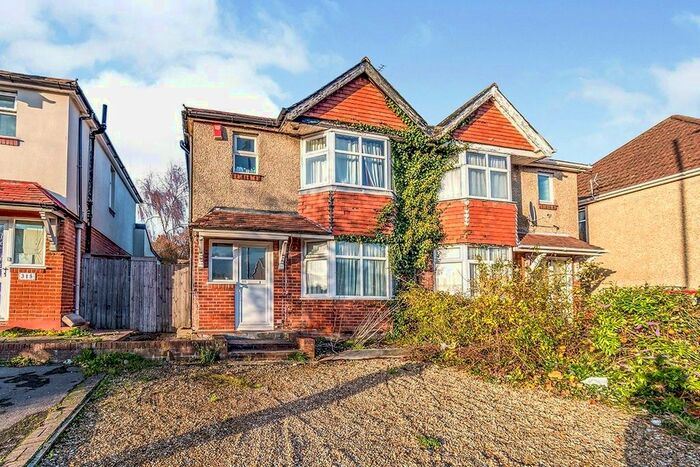 4 Bedroom Detached House To Rent In Burgess Road, Southampton, Hampshire, SO16
