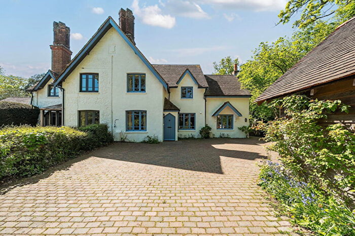 4 Bedroom Semi-Detached House For Sale In Brookside, Tilburstow Hill Road, Godstone, RH9