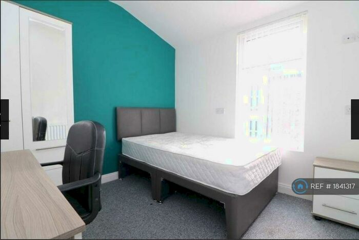 6 Bedroom Terraced House To Rent In Leopold Road, Kensington, Liverpool, L7