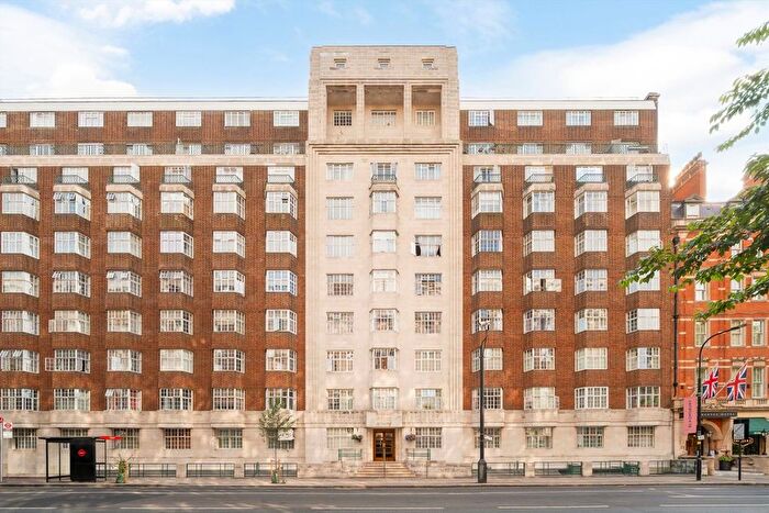 Studio For Sale In Woburn Place, Bloomsbury, WC1H
