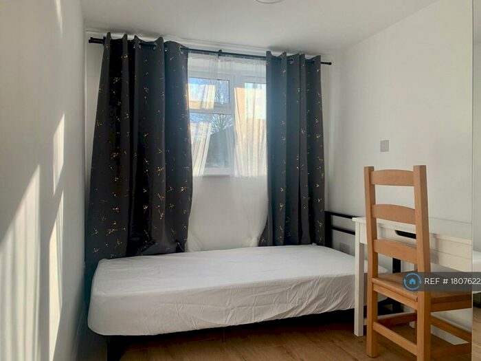 1 Bedroom Maisonette To Rent In Tiverton Way, Cambridge, CB1