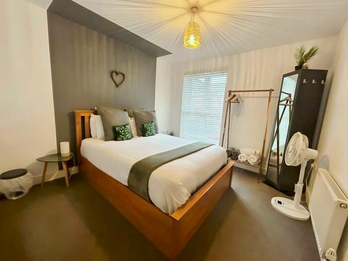 1 Bedroom Apartment To Rent In Wright Street, Hull, East Riding, HU2