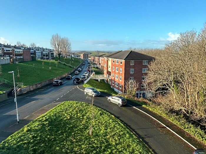 1 Bedroom Apartment To Rent In Kinnaird Crescent, PL6