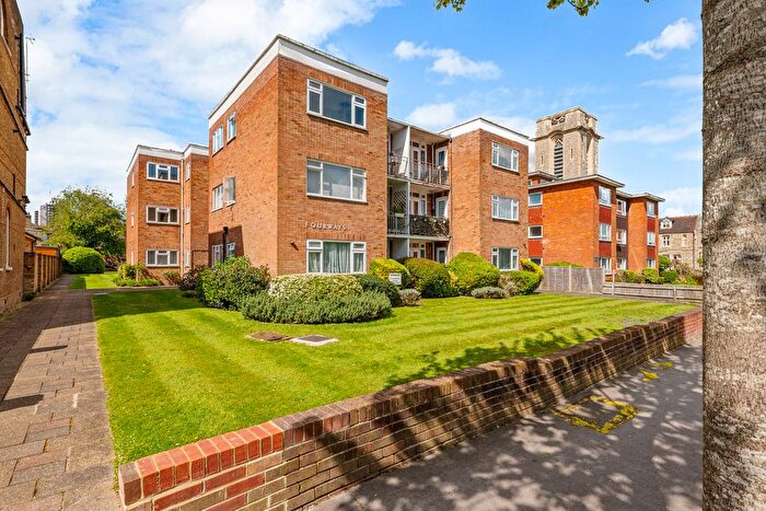 2 Bedroom Flat To Rent In Canning Road, Croydon, CR0