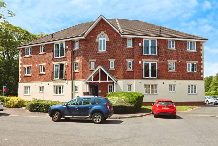 2 Bedroom Flat For Sale In St. Matthews Close, Renishaw, Sheffield, S21
