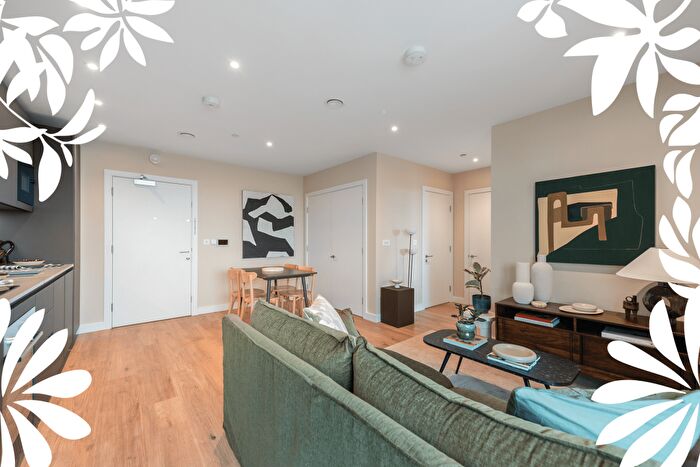 1 Bedroom Apartment To Rent In Riverstone Heights, Reed Avenue, London, E3
