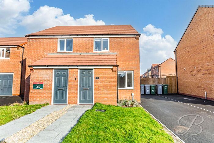 2 Bedroom Semi-Detached House For Sale In Pastures View, New Ollerton, NG22