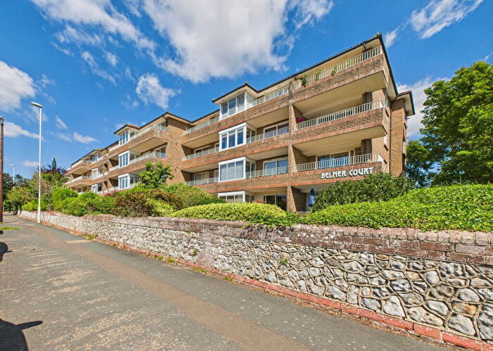 2 Bedroom Apartment For Sale In Belmer Court, Grand Avenue, Worthing, BN11
