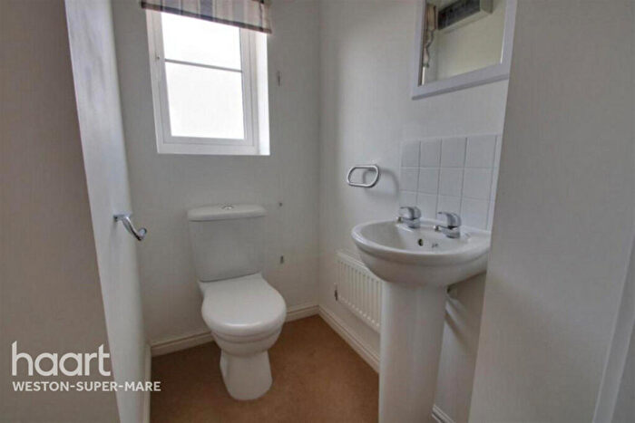 3 Bedroom End Of Terrace House To Rent In Turnock Gardens, Weston-super-mare, BS24