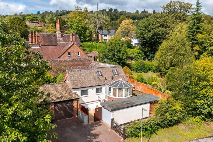 2 Bedroom Property For Sale In Laglands Close, Reigate, RH2