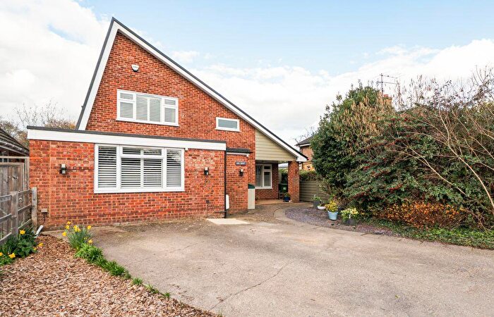 4 Bedroom Detached House For Sale In Seymour Plain, Marlow, SL7