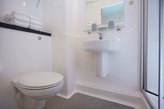 1 Bedroom Flat To Rent In Victoria Road, Chester, CH2