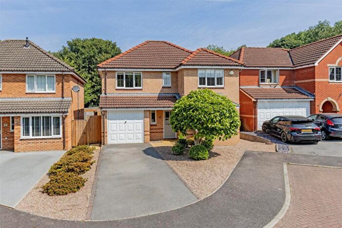4 Bedroom Detached House For Sale In Owen Falls Avenue, Chesterfield, S41
