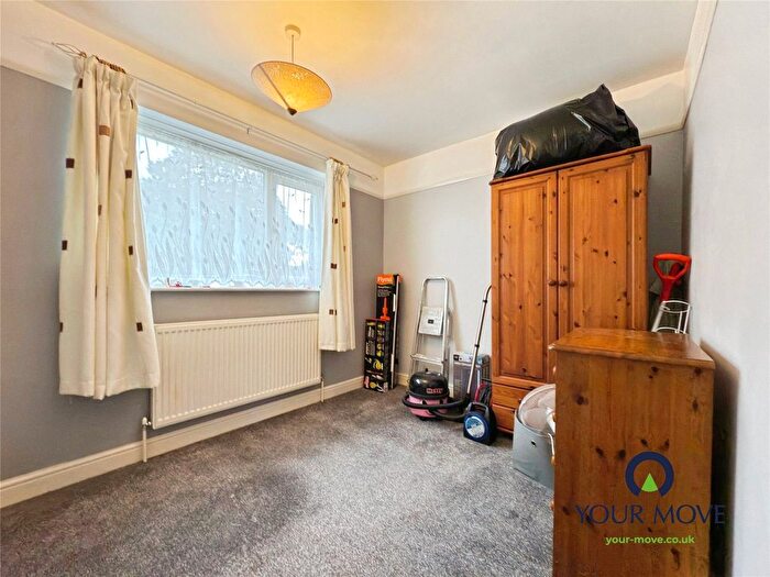 2 Bedroom Bungalow For Sale In Violet Avenue, Ramsgate, Kent, CT12